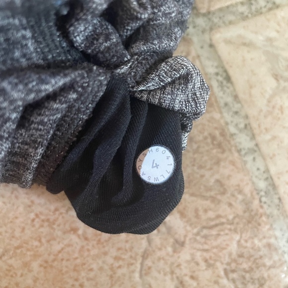 Lululemon high rise leggings - Picture 2 of 2